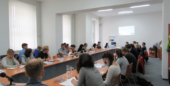 Czech Republic: The nonpayment of wages, working without a job contract, social isolation – this is the reality of EU citizens working in the Czech Republic. How to face it?